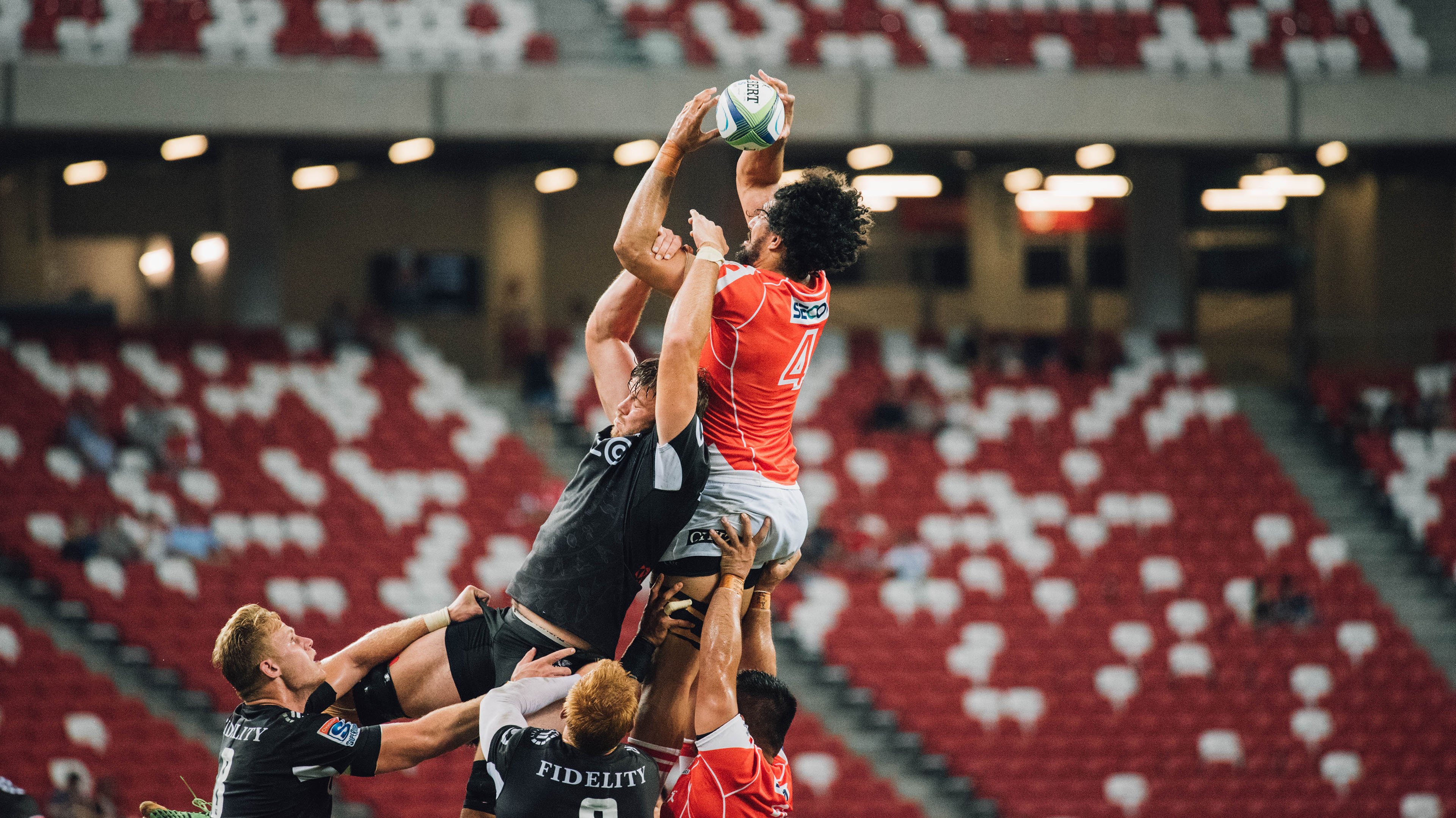 戈贝尔筑起铁壁阴影，上海队进攻在掘金主场窒息