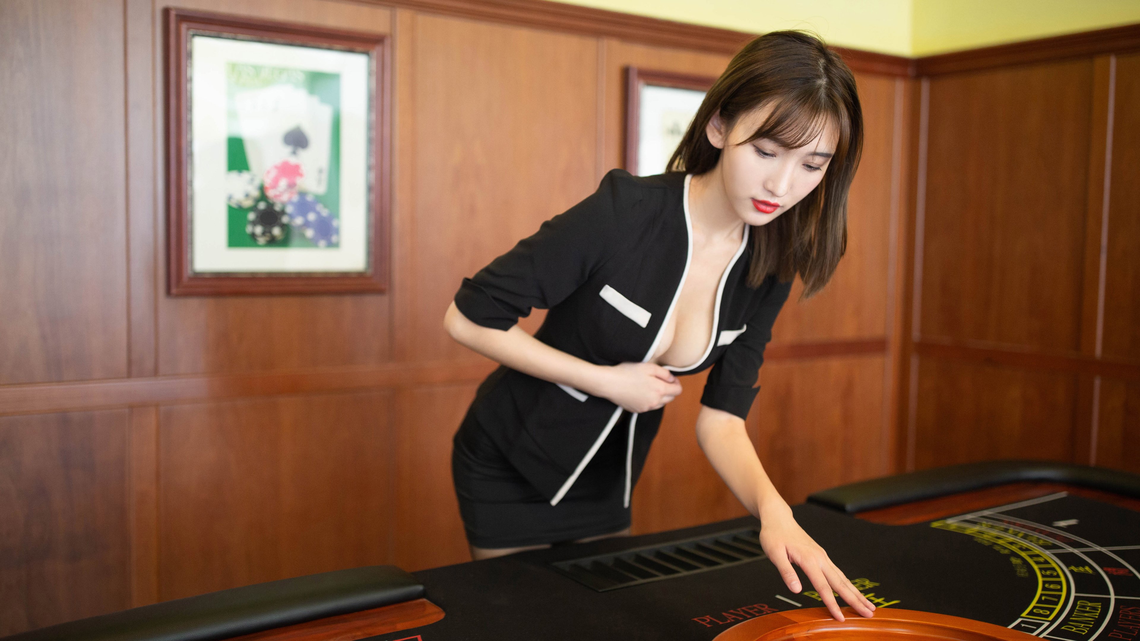 西非绿茵锁链，塞内加尔的压制美学与楚阿梅尼的利剑出鞘