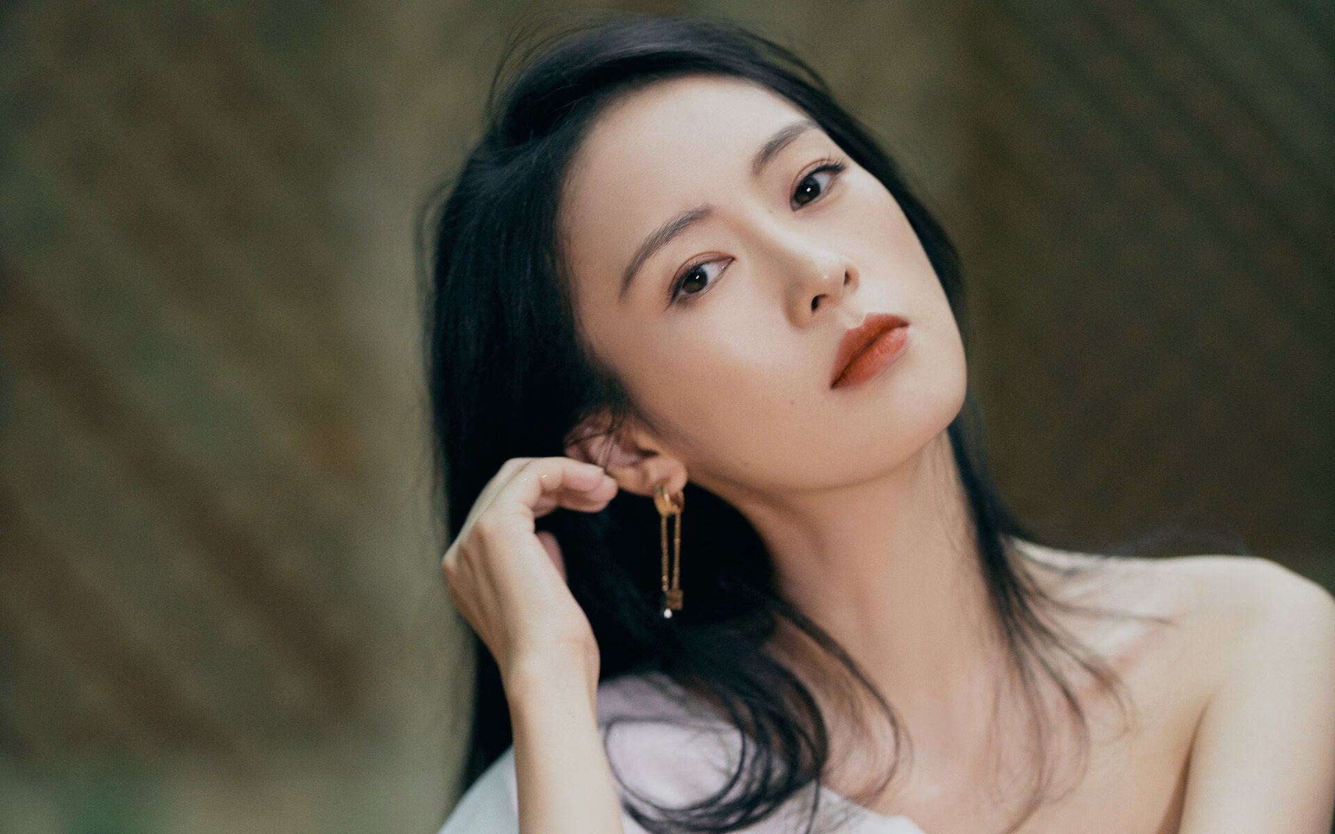 封神之战，当伦纳德在历史性拐点接管比赛，太阳如何在灰熊的钢铁森林中杀出血路